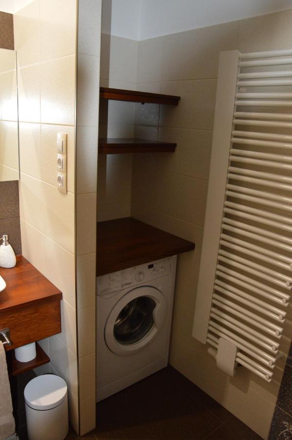 M2-Apartment Сомбатхей Экстерьер фото