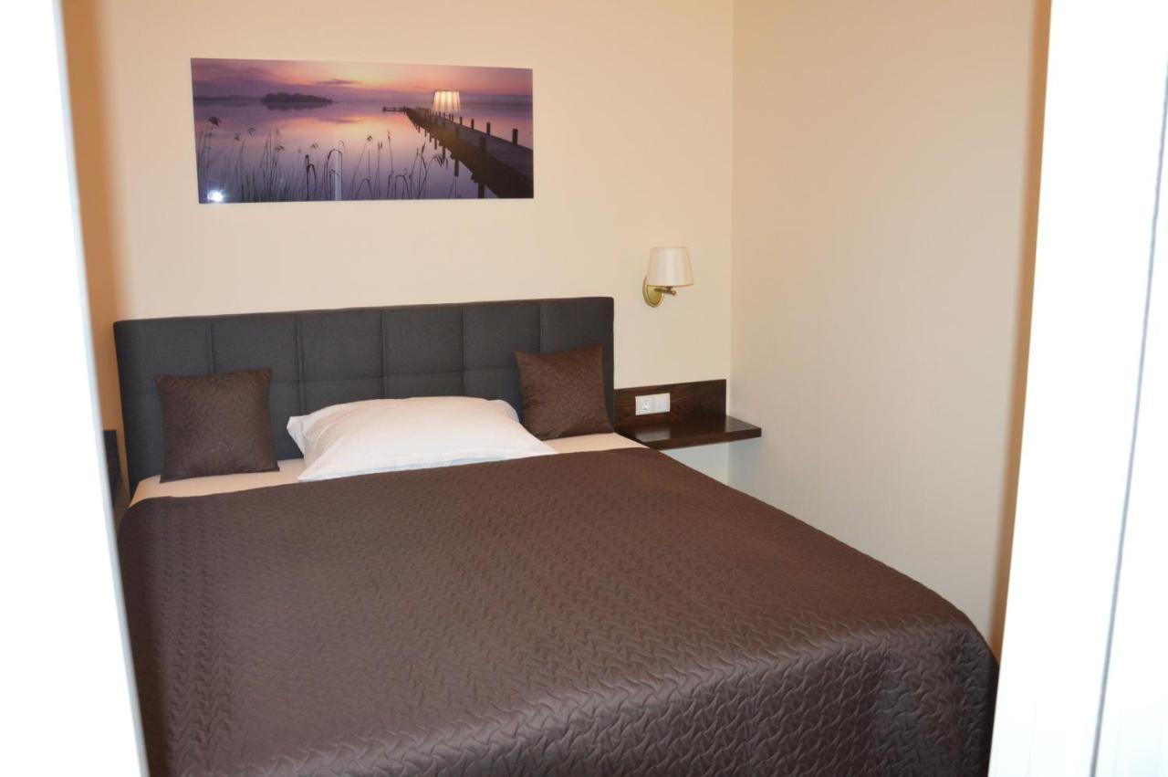 M2-Apartment Сомбатхей Экстерьер фото